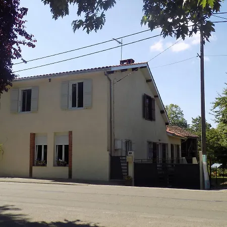 No 5 Plaisance Bed & Breakfast 3*